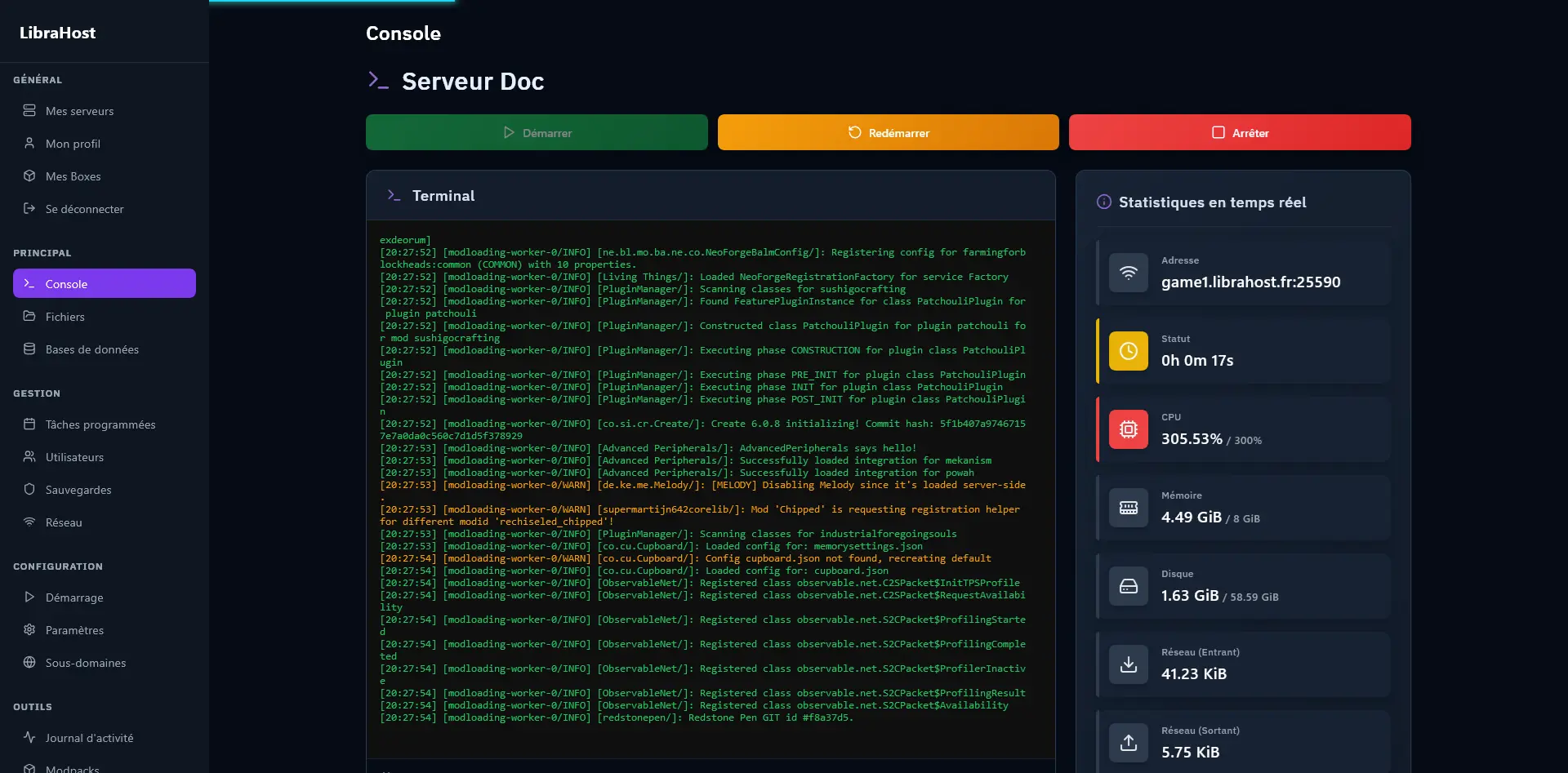 Consola durante el inicio con los mods cargándose